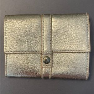 H&M vegan gold card case